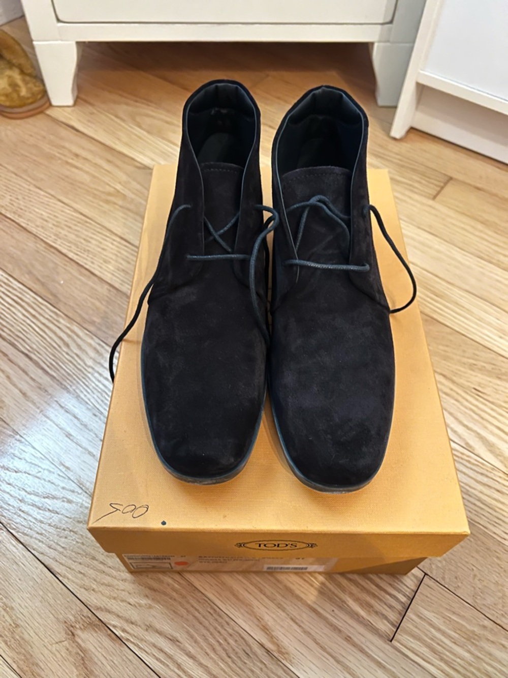 Tod's Black Suede Chukka Boots for Men